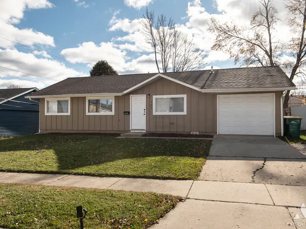 703 Yates Ave, Romeoville, IL 60446