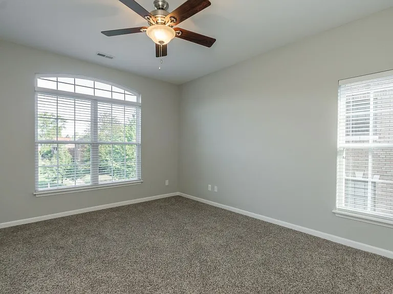 2068 Douglass Blvd — Photo 3
