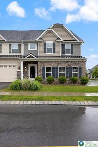 2585 Raya Way, Easton, PA, 18045