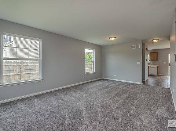 New paint , new carpet