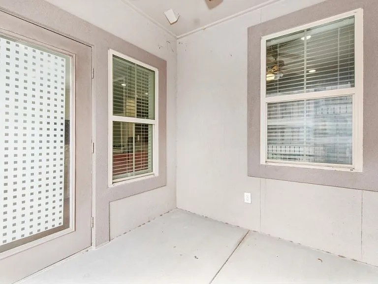 The Lofts of Conroe — Photo 11