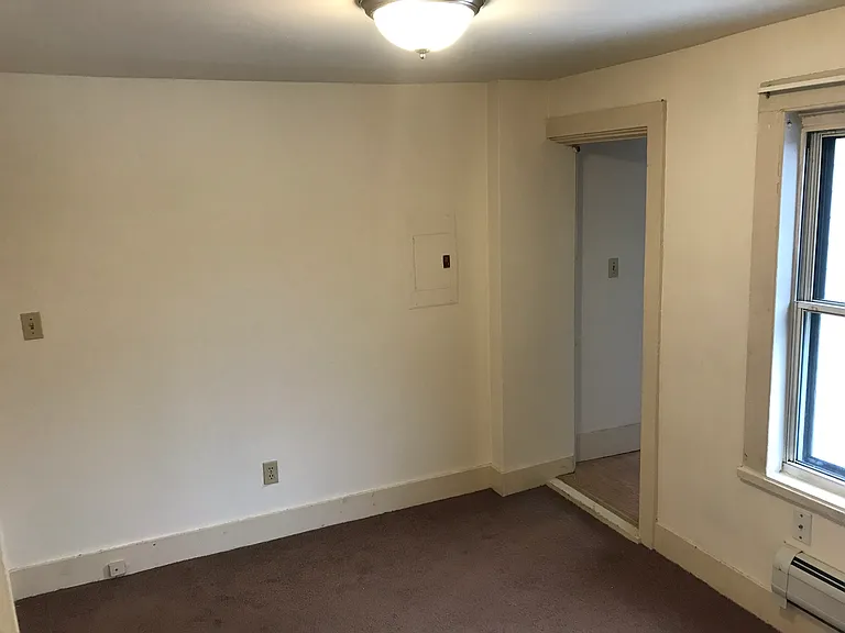 7 Maple St — Photo 5