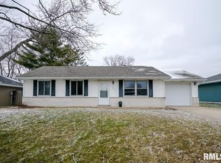 5631 W Cherokee Path, Peoria, IL 61607