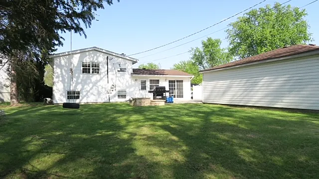 18341 W Lee Cir — Photo 17
