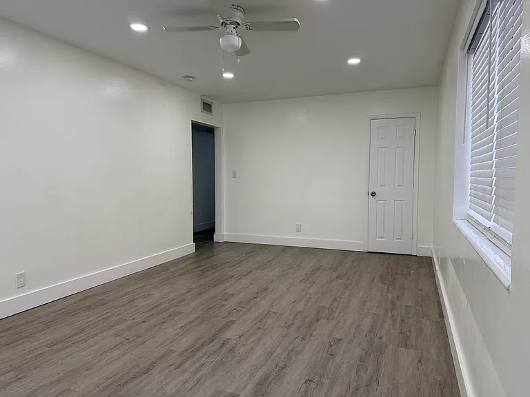 1853 Madison St #1 — Photo 4