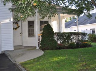 56 Oyster Cove Ln, Blue Point, NY 11715