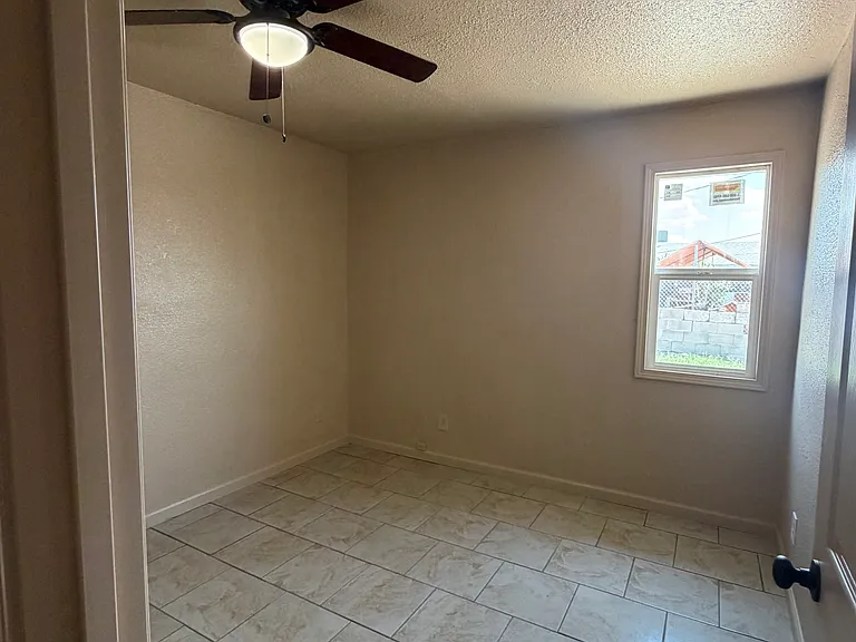 135 Presa Pl — Photo 9