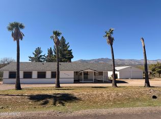 33400 S Melanie Ln, Black Canyon City, AZ 85324