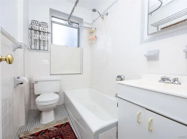 141-24 78th Road image 8 of 12