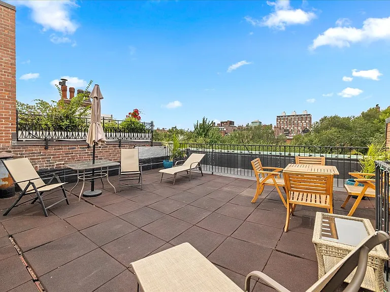 228 Commonwealth Ave #10 — Photo 12