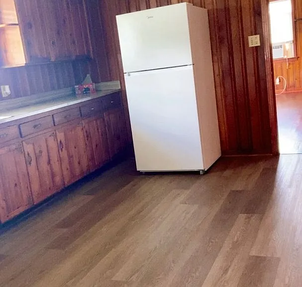 109 Thompson St — Photo 33