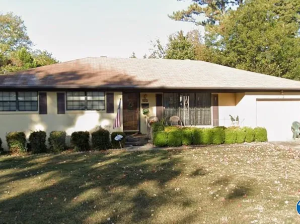 2107 Giles Dr NE, Huntsville, AL 35811