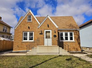 607 W Marion St, Joliet, IL 60436