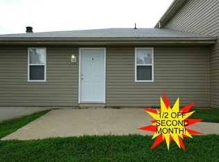 10009 NW Lema Dr APT A, Parkville, MO 64152