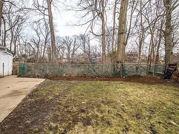 3rd image of 17604 Allien Ave
