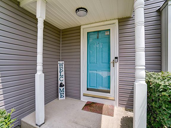 3rd image of 5018 Flynnhaven Ct