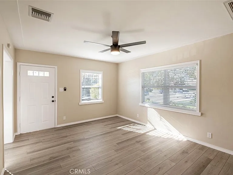 807 E Chevy Chase Dr #1 — Photo 6