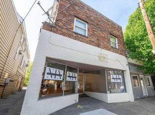 6011 Vine St, Cincinnati, OH 45216