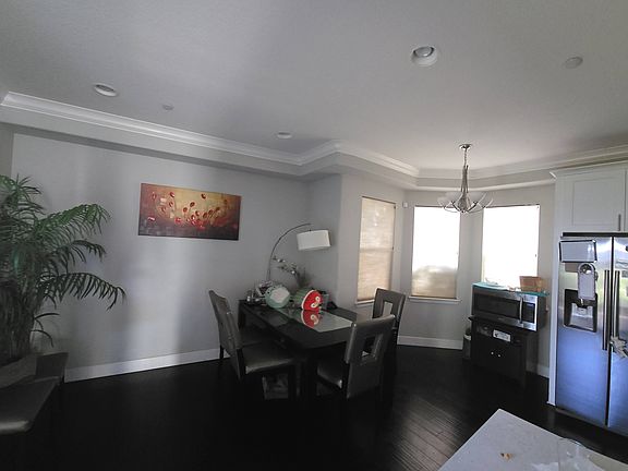 2nd image of 3697 Sunshine Pl