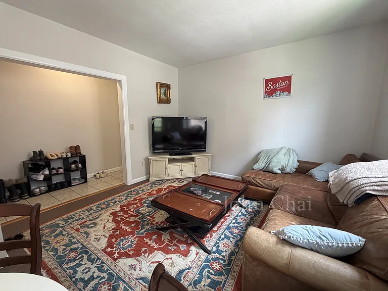 3 Sutherland Rd #4 — Photo 26