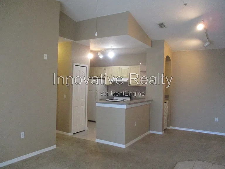 1375 Lake Shadow Cir #11304 — Photo 4