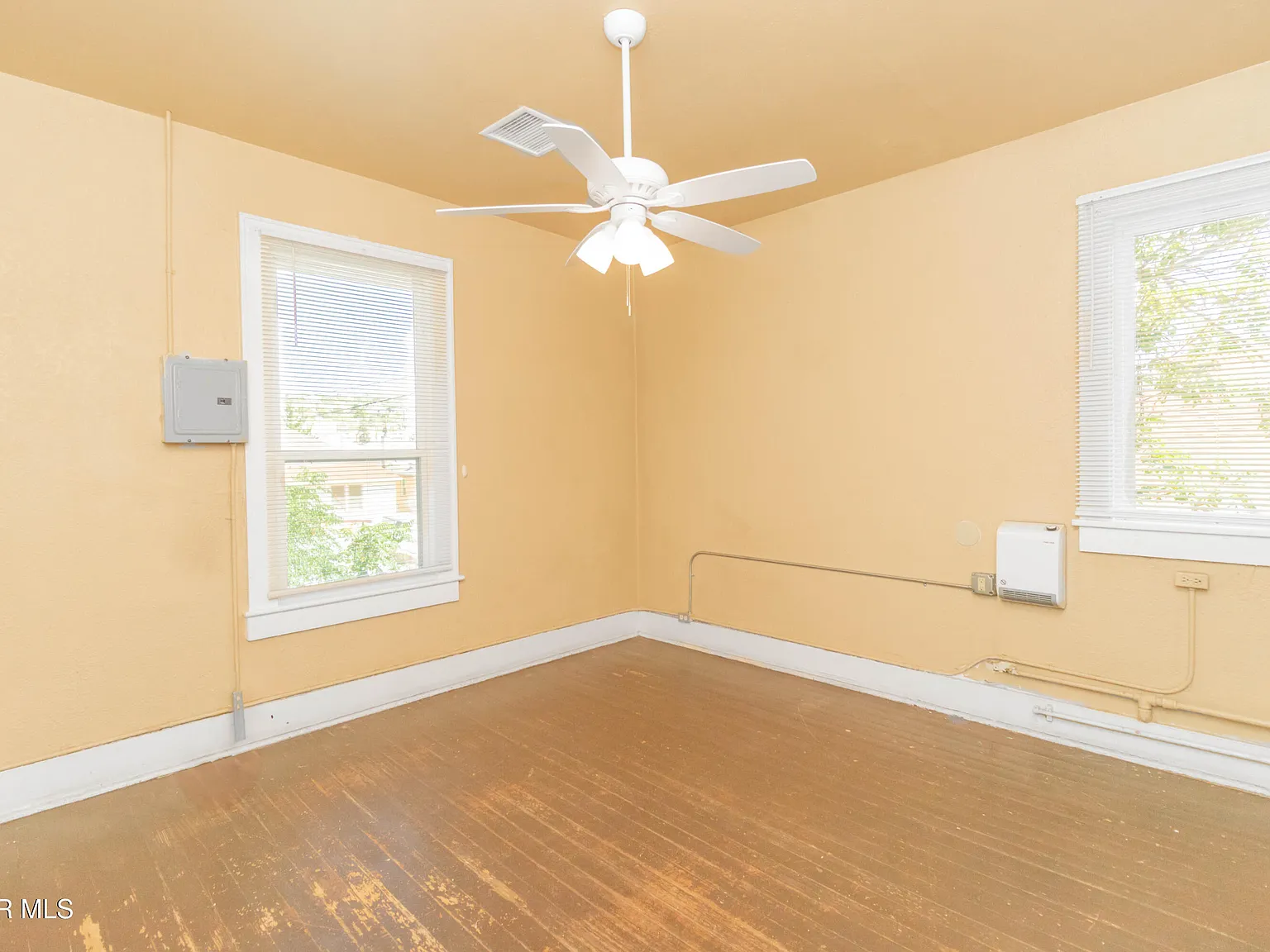 1 bed, 1.0 bath, 655 sqft, $695 — Photo 3