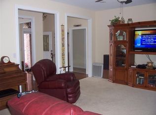 620 Santa Monica Dr, Nixa, MO 65714