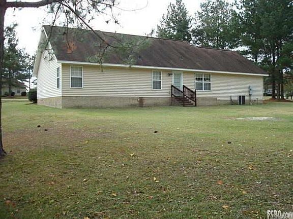 4th image of 725 Ogeechee Dr E