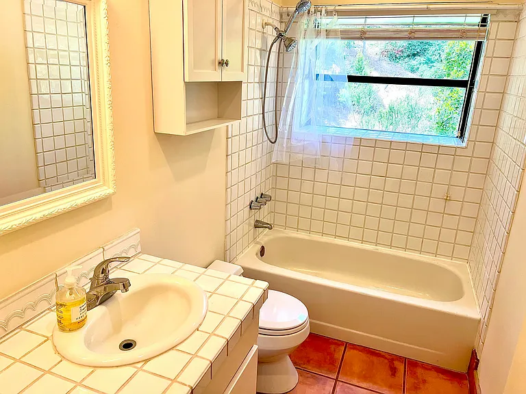 2201 Banner Ave #A — Photo 13