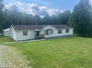 165 Everson Ln, Volga, WV 26238