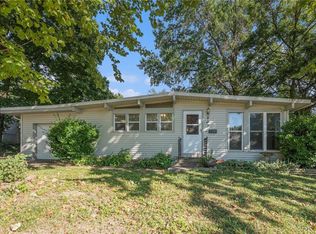823 Reed St, Liberty, MO 64068