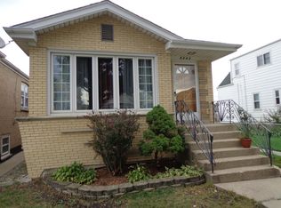 5243 S Tripp Ave, Chicago, IL