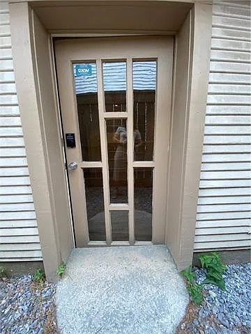 1109 State St #A — Photo 2