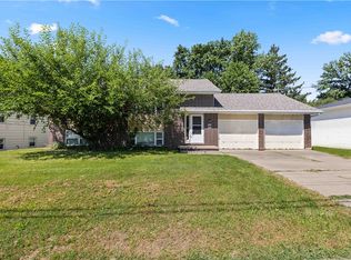 5014 SW 14th St, Des Moines, IA 50315