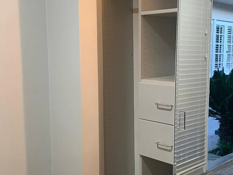 145 S La Peer Dr — Photo 5