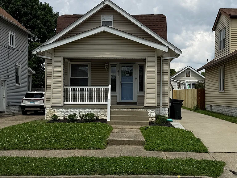 315 Park St — Photo 1