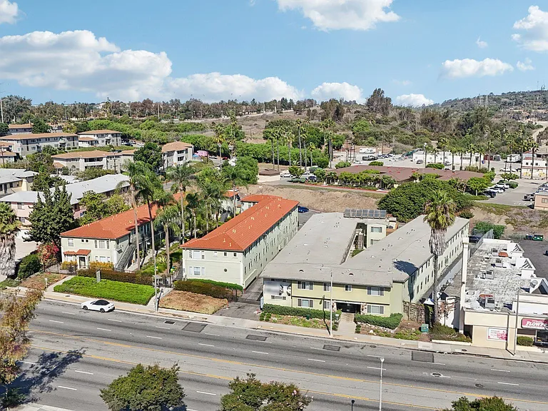 Ladera Apartments — Photo 47