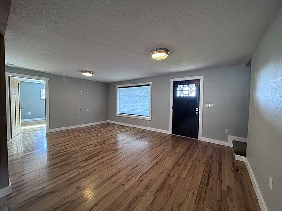 4th image of 1505 NW 10th Ave