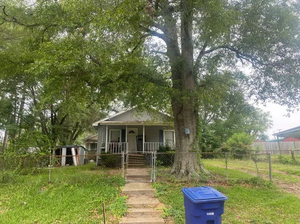 917 S Elm St, Jonesboro, LA 71251