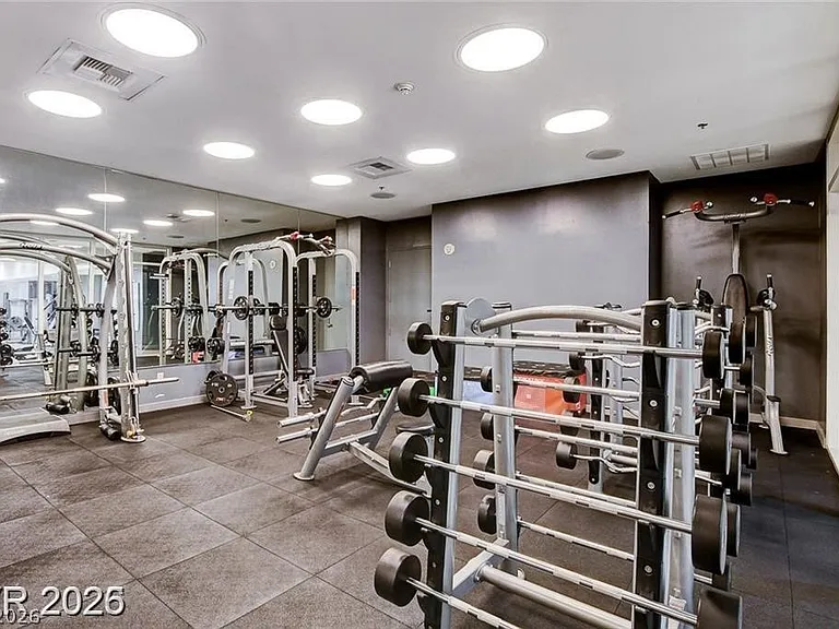 4525 Dean Martin Dr #511 — Photo 38