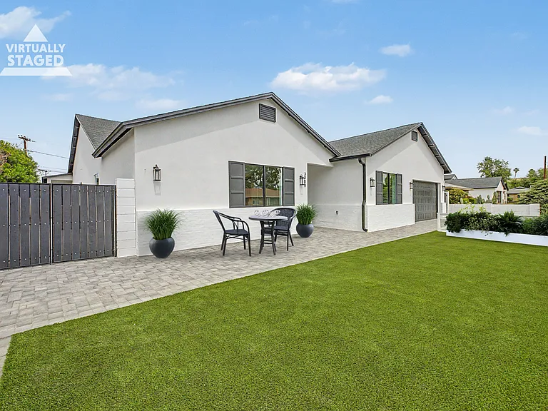 Virtually Staged Outdoor Living