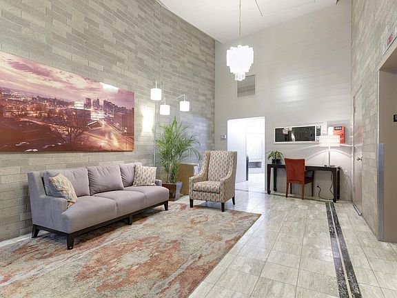 4th image of 66 9th St Unit 1305