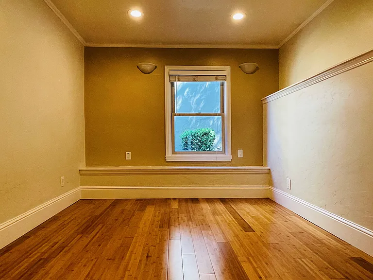 6564 Lucas Ave #A — Photo 13
