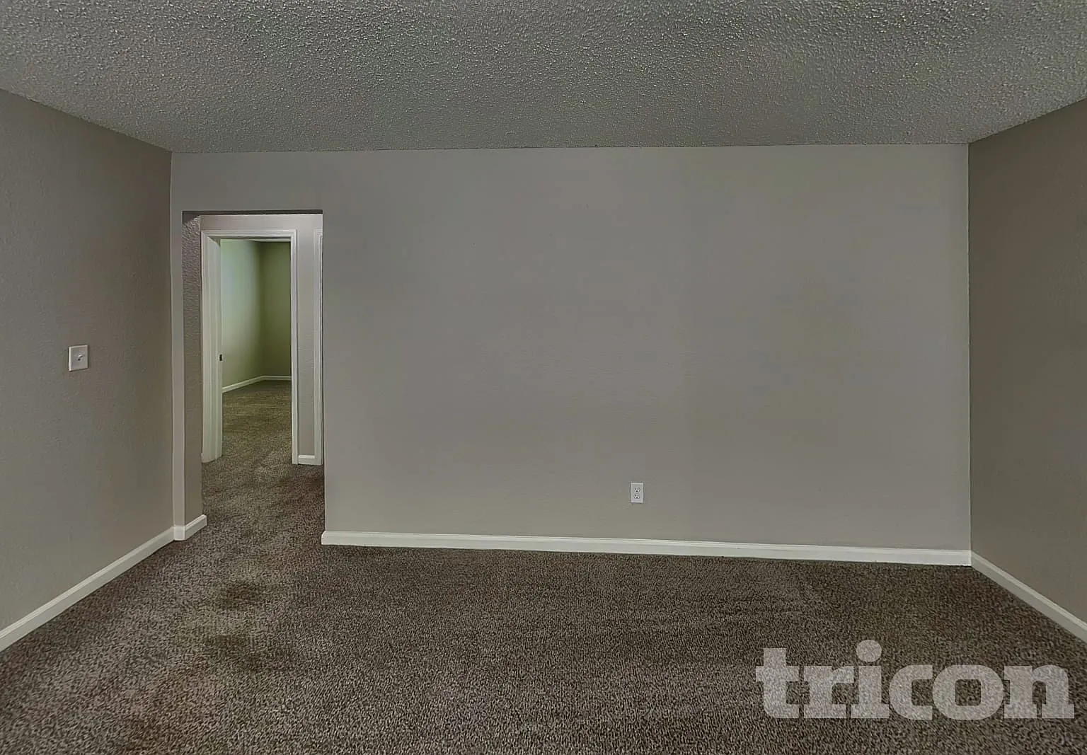 1836 Farm Meadow Drive Greenwood IN — Photo 3
