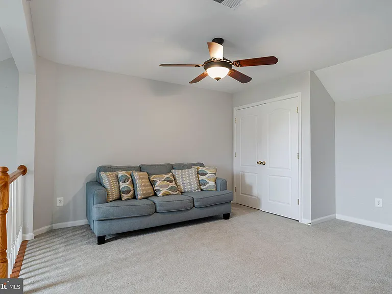 13960 Greendale Dr — Photo 23