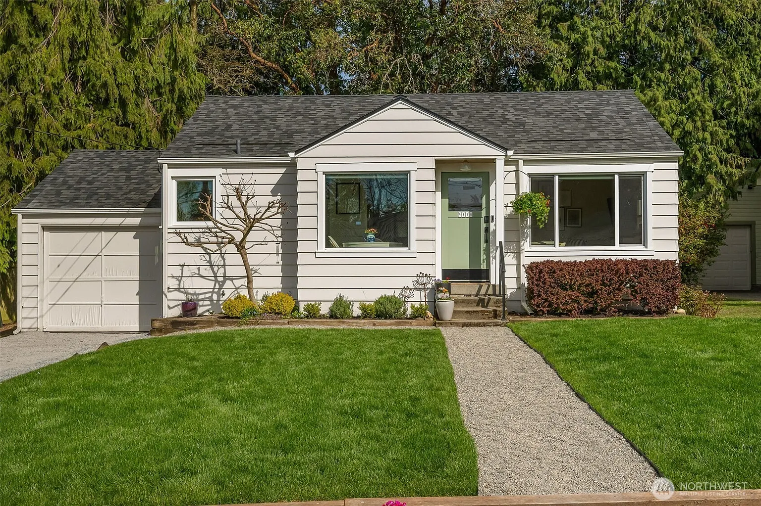 9830 42nd Ave SW photo 1
