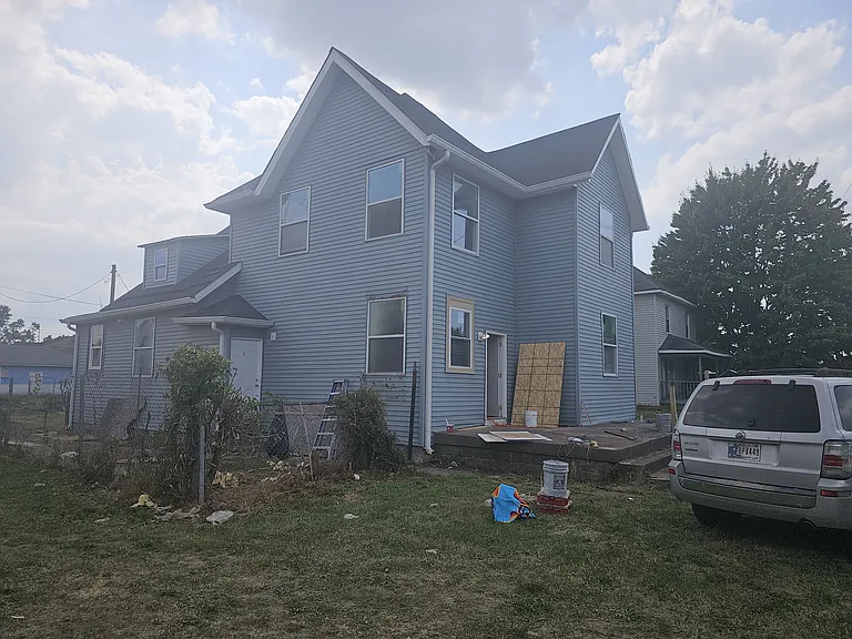 1835 W Washington St — Photo 11