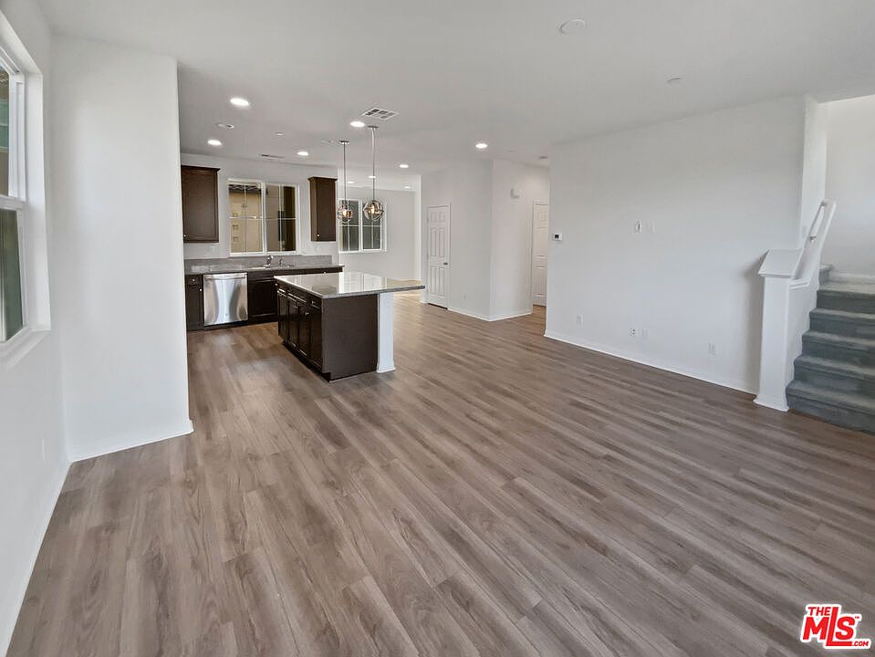 2895 Cedar Ln, Pomona, CA 91767 | Zillow