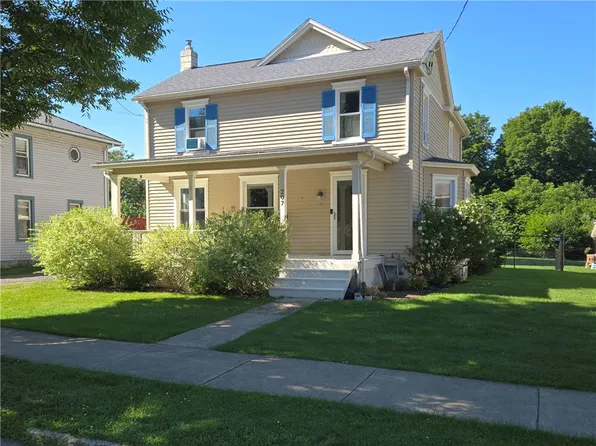 207 E William St, Bath, NY 14810