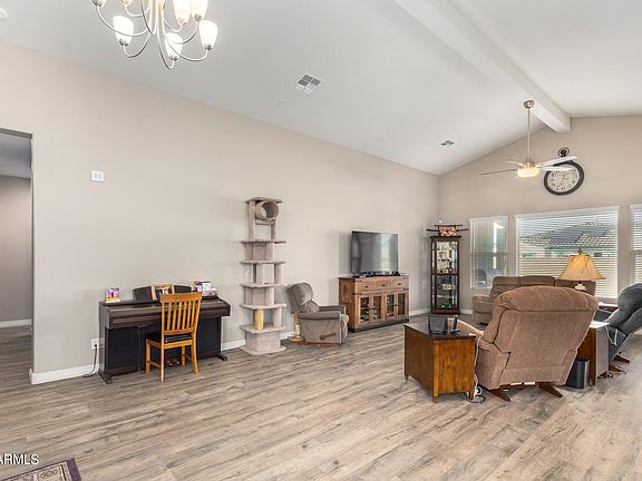 5th image of 23088 E PARKSIDE Drive